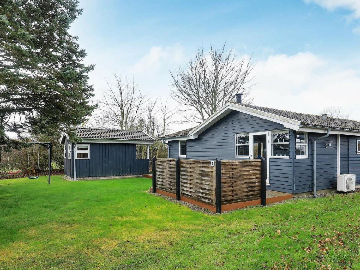 8 Person Holiday Home In Hesselager Exterior foto